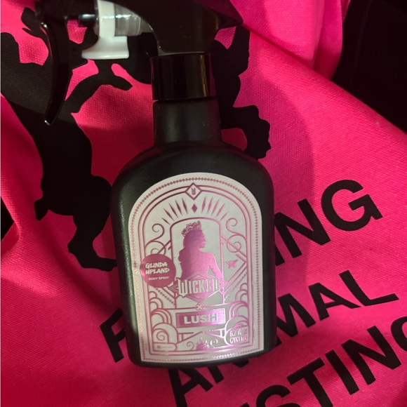 Lush Vibrant Pink Satin Robe - Picture 4 of 5